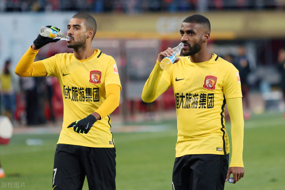 托特纳姆内部会议纪要流出:训练课后官宣签约,中超使命明确,球队文化被再次提及的简单介绍 托特纳姆内部会议纪要流出:训练课后官宣签约,中超使命明确,球队文化被再次提及的简单介绍