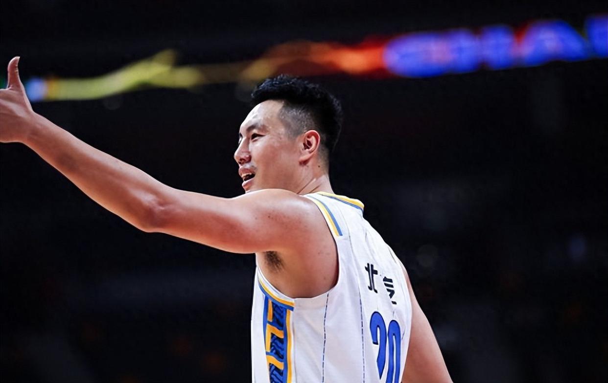 里程碑夜！北京国安篮板制胜，CBA常规赛窗口期刷纪录，目标明确，更衣室氛围转暖的简单介绍-乐竟入口网站