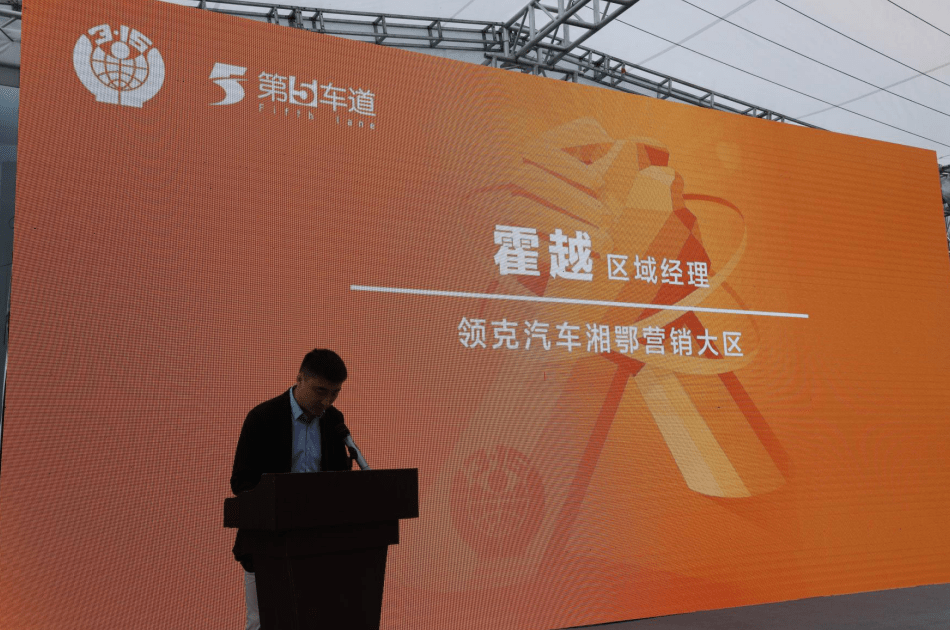 包含深圳男篮转会期门线救险；志在足总杯名次提升；更衣室稳定；球探报告显示潜力的词条-乐竟平台