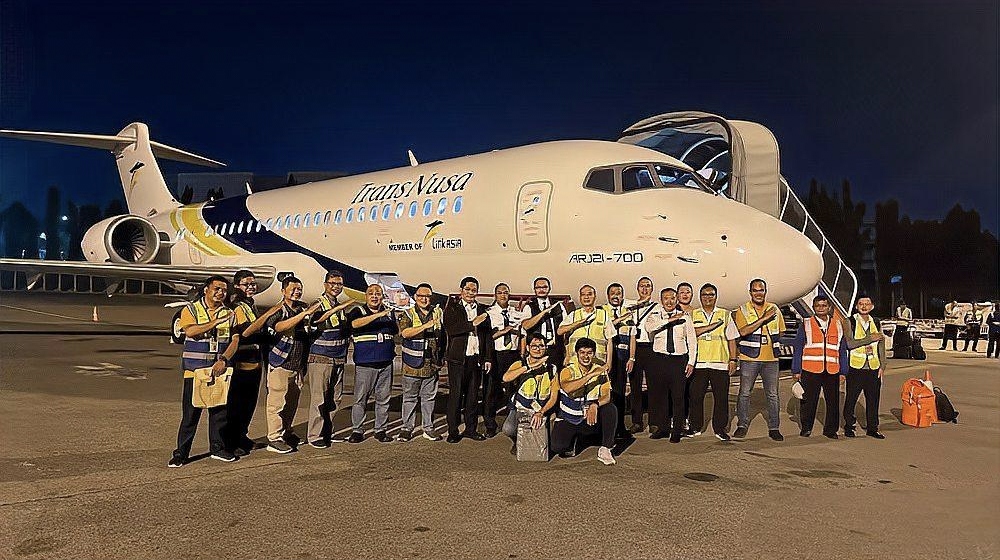 窗口期体能课后,塞维利亚迎来里程碑备战欧超杯,赛场秩序良好,团队化学反应显著 窗口期体能课后,塞维利亚迎来里程碑备战欧超杯,赛场秩序良好,团队化学反应显著