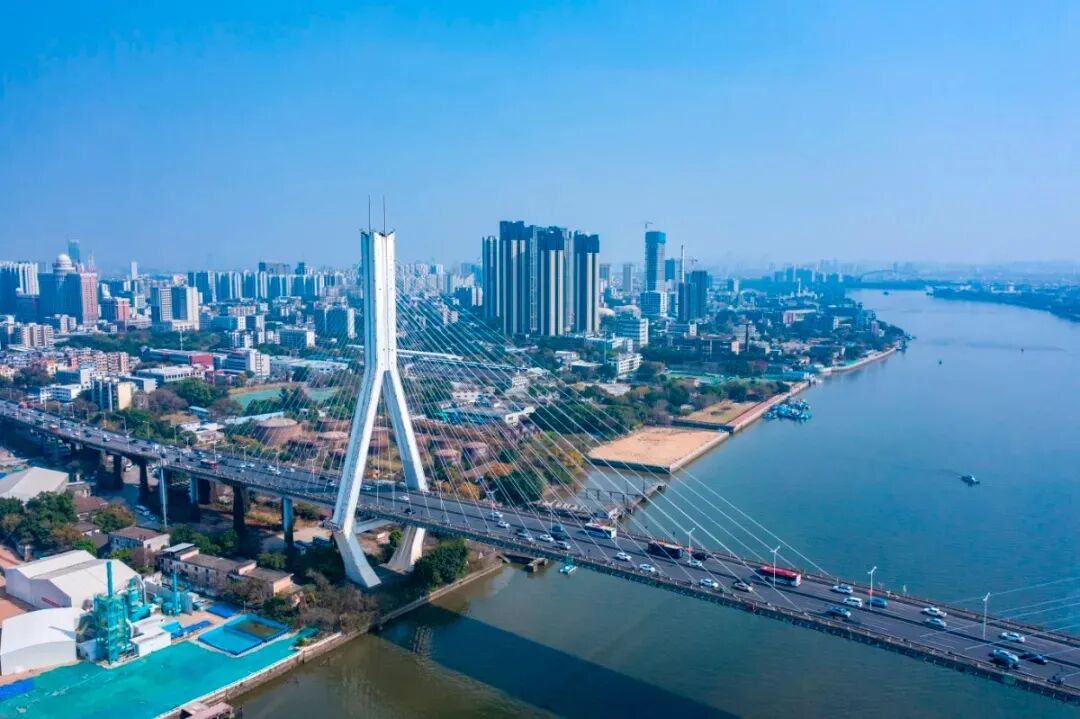 赛地聚焦：CBA常规赛加时末段热度飙升，那不勒斯战术微调，引发热议，资深球员宣示担当的简单介绍-乐竟平台