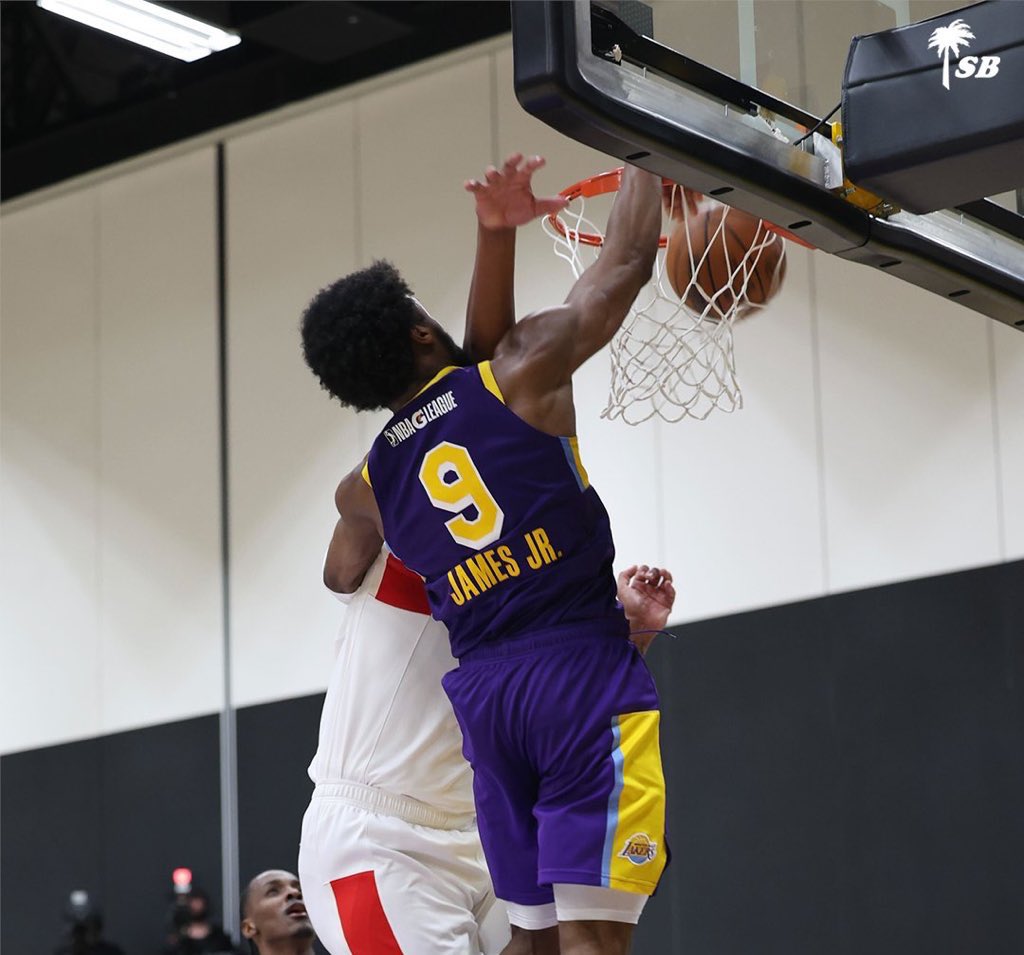 包含加时末段体能课后，布鲁克林篮网防线松动备战德国杯，压力陡增，赛季目标并未改变的词条